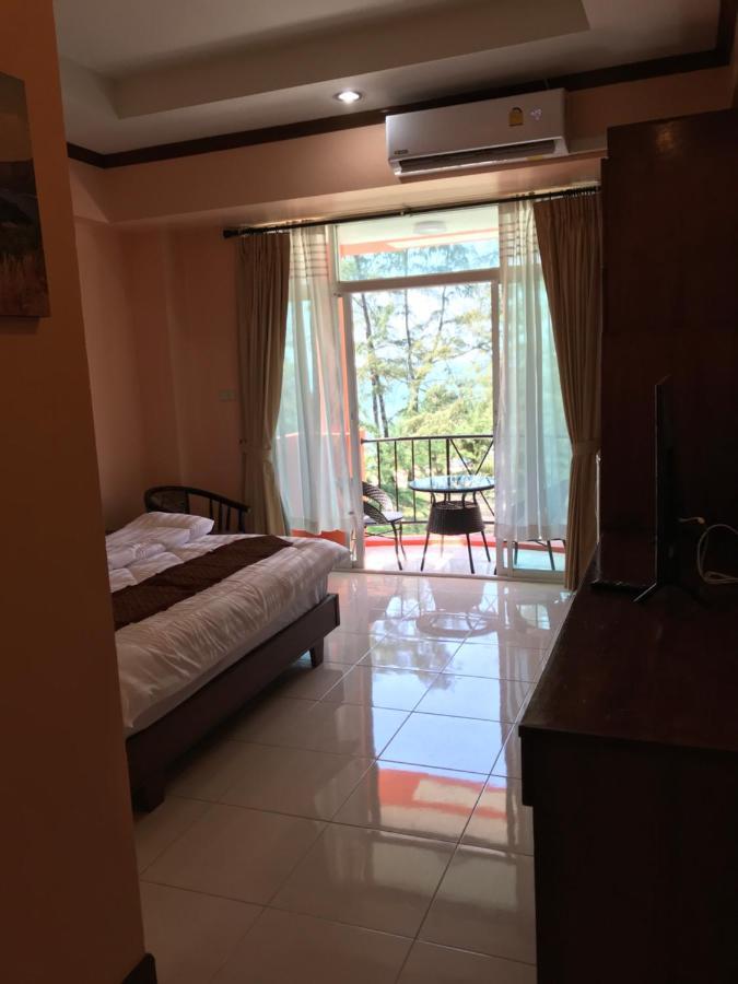 Sunny Beach View Guesthouse Ban Karon Eksteriør billede